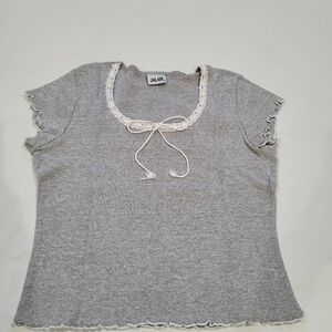 Vintage Cotto Gray Lace-Trim Shortsleeve Top